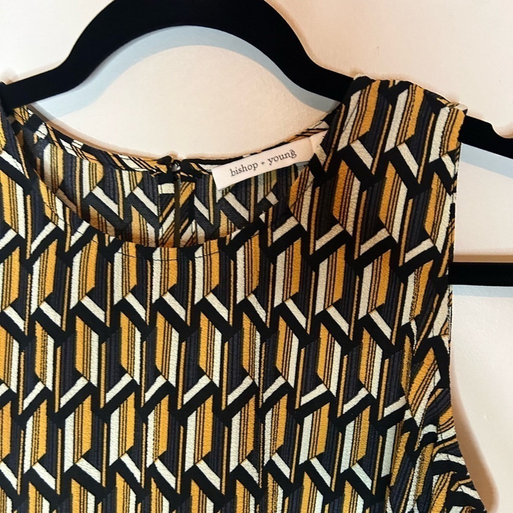Anthropologie Bishop + Young Geo Print Cropped Top Size M - Picture 2 of 7